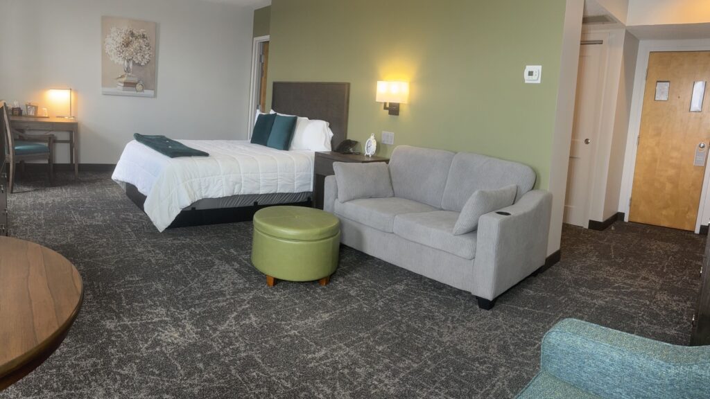 Deluxe Queen room in The Northeastland Hotel